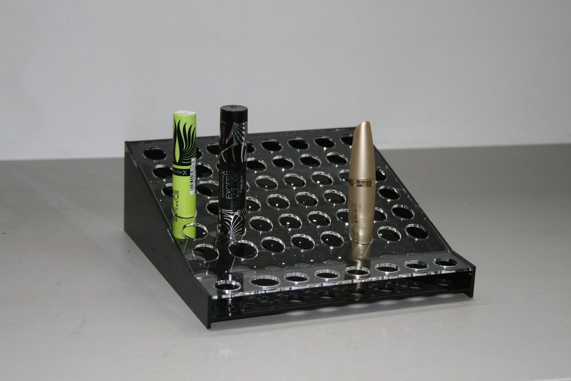 Σταντ για μάσκαρες